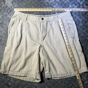 Columbia Shorts Mens Size 38 Beige Casual Outdoor Hiking 8.25" inseam